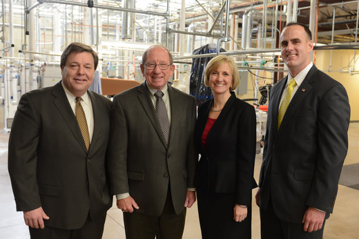 DC_QuincyMayor-13-thumb-520x346-128881
